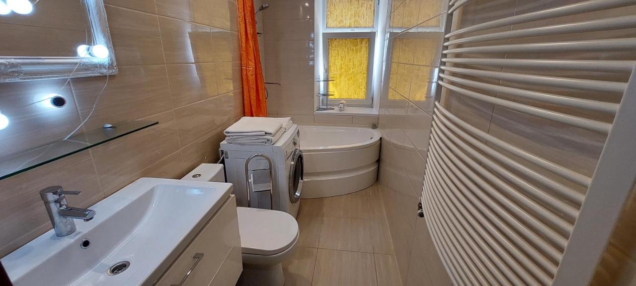 Parkcosylux Two Bedrooms Apart Free Parking Riga Eksteriør bilde