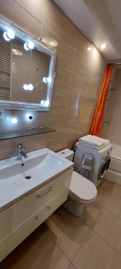 Parkcosylux Two Bedrooms Apart Free Parking Riga Eksteriør bilde